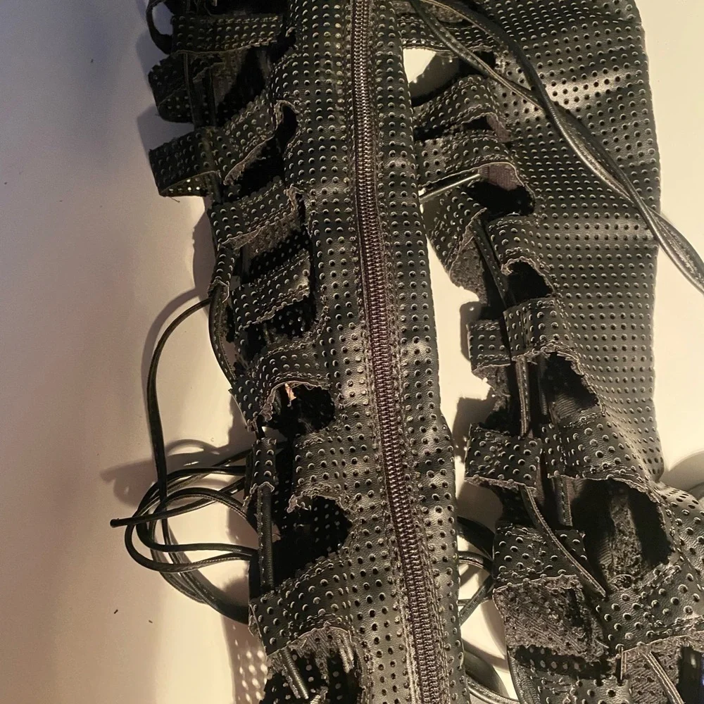 Jeffrey Campbell size 7.5